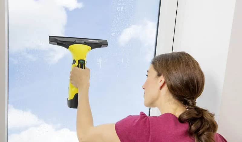Jak działa myjka do okien - poznaj jej sekrety i zalety czyszczenia