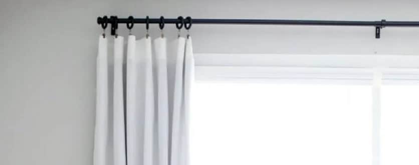 Na jakiej wysokości karnisz nad oknem? Sprawdzone zasady