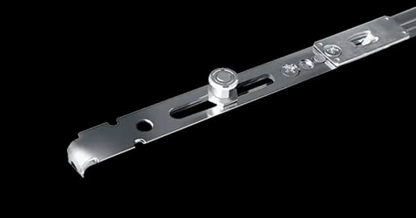 Jakie okucia do okien PCV wybrać, aby zwiększyć bezpieczeństwo i funkcjonalność?