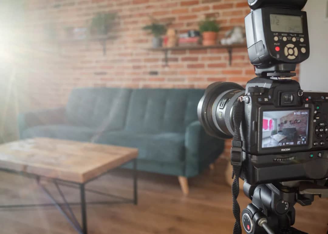 Jak zrobić zdjęcie na tle okna i uzyskać doskonałe efekty świetlne