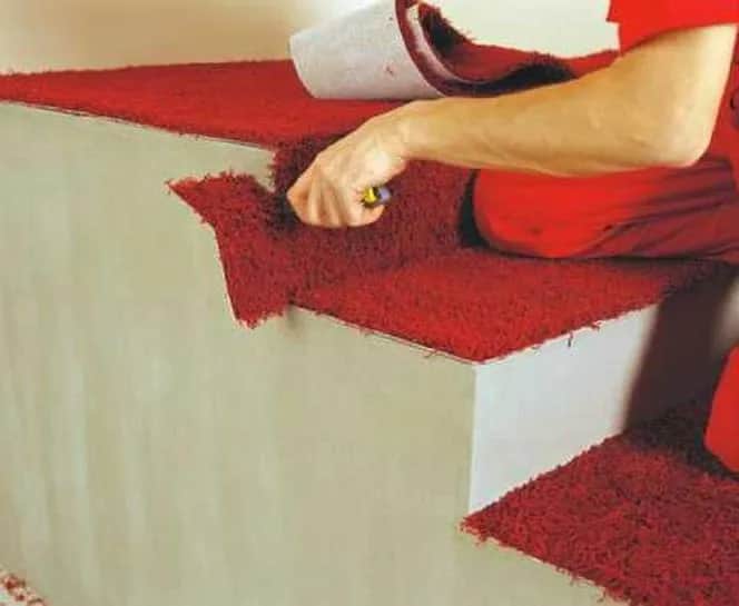 Jak położyć wykładzinę na schodach i uniknąć typowych błędów