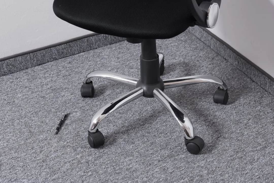 Jakie wykładziny do biura wybrać? Kluczowe informacje i porady.