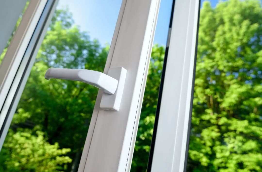 Jak szklić okna: kompletny poradnik krok po kroku dla każdego