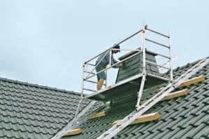 Rusztowanie do komina: jak wybrać bezpieczne i trwałe rozwiązanie