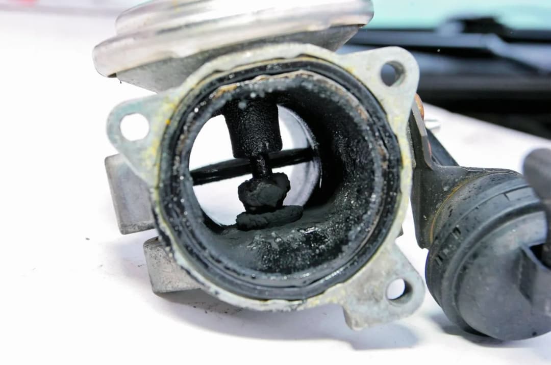 Objawy uszkodzonego zaworu EGR w Opel Insignia 2.0 CDTI, które musisz znać