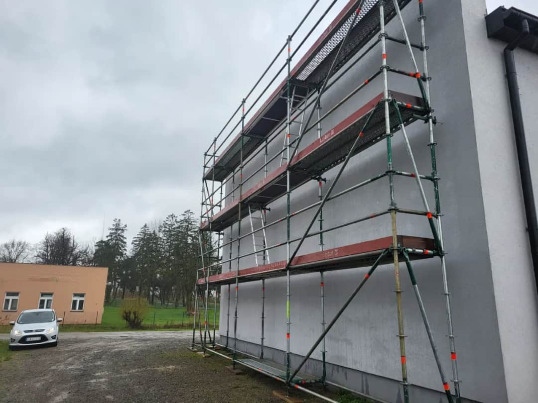 Monter rusztowań Płock - jak znaleźć dobrze płatną pracę w branży?