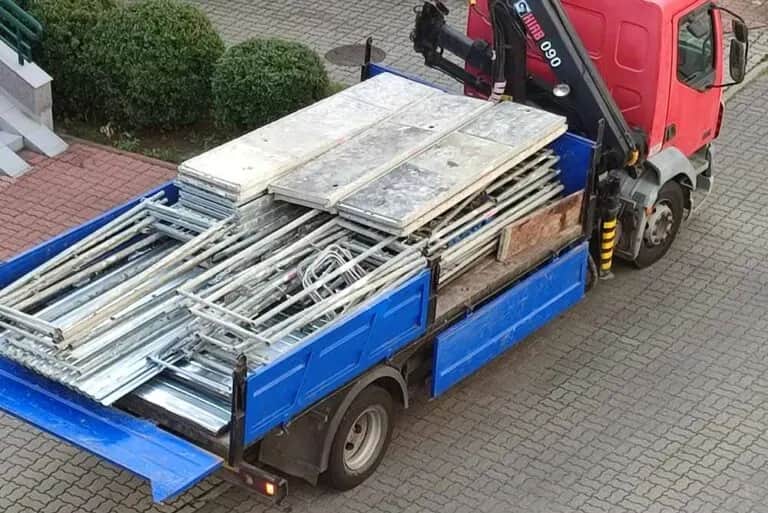 Wynajem rusztowań warszawskich - sprawdź ceny i dostępność teraz