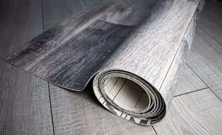 Wykładzina PCV – co to jest? Właściwości, rodzaje i zastosowanie